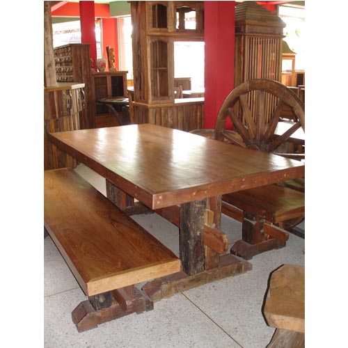 SOLID TABLE WITH 2 BENCHES